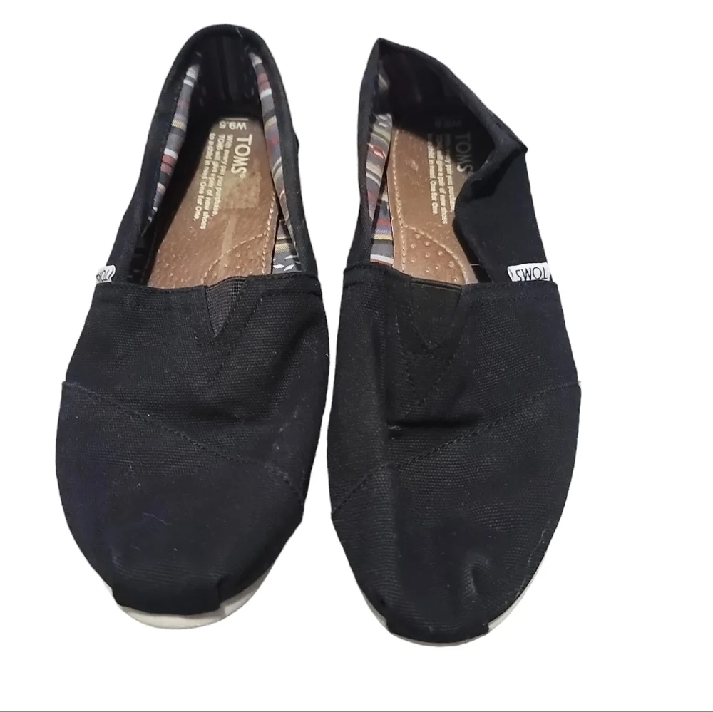 TOMS Women's Black Flats Size 9.5